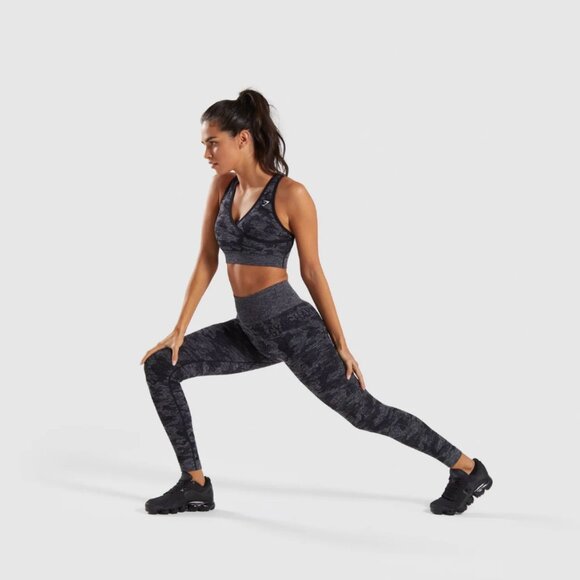 Gymshark Women's Adapt Camo Seamless Leggings - Asphalt Grey/Black - Picture 3 of 13